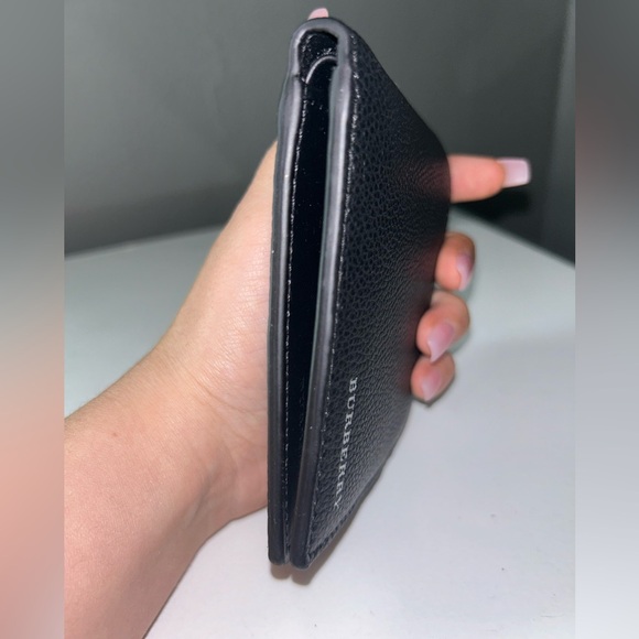 Burberry Black International Bifold Wallet w COA - Picture 8 of 10
